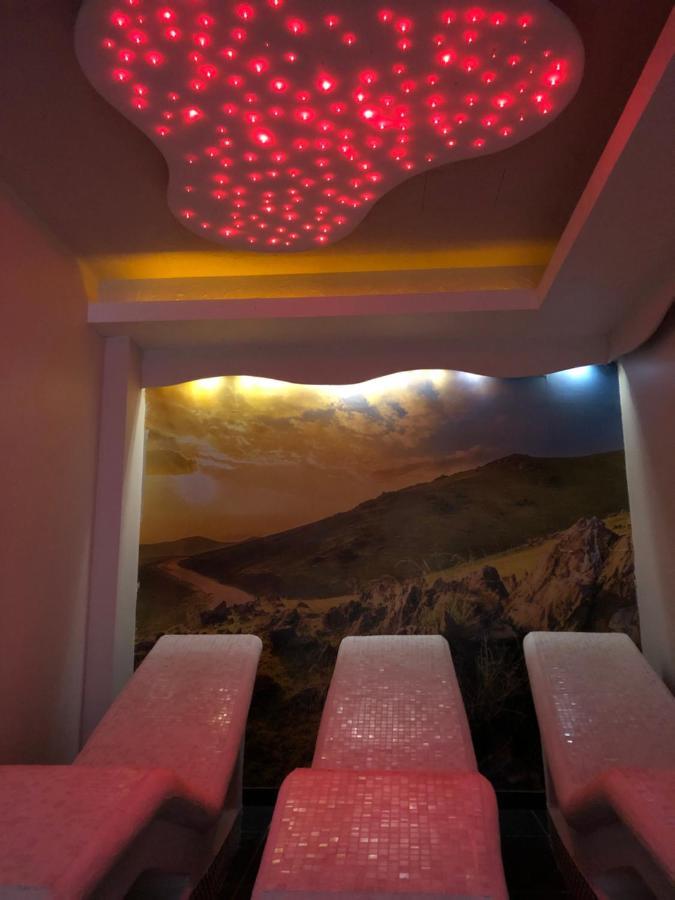 Milmari M12 Apartment โคเปานิก ภายนอก รูปภาพ