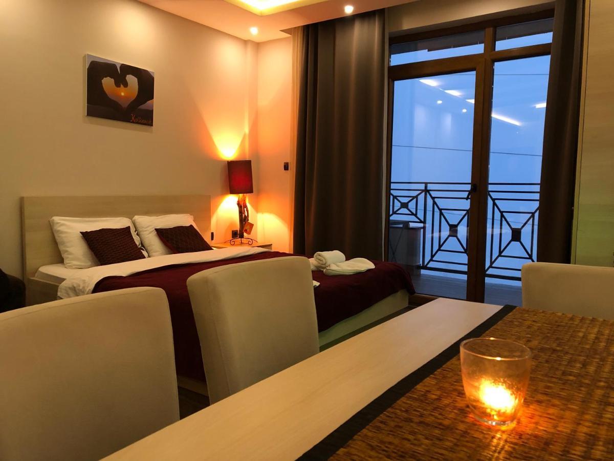 Milmari M12 Apartment โคเปานิก ภายนอก รูปภาพ